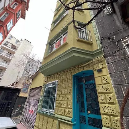Taksim Sofa Hause Istanbul