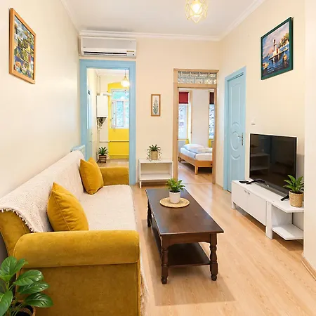 Apart Otel Taksim Sofa House